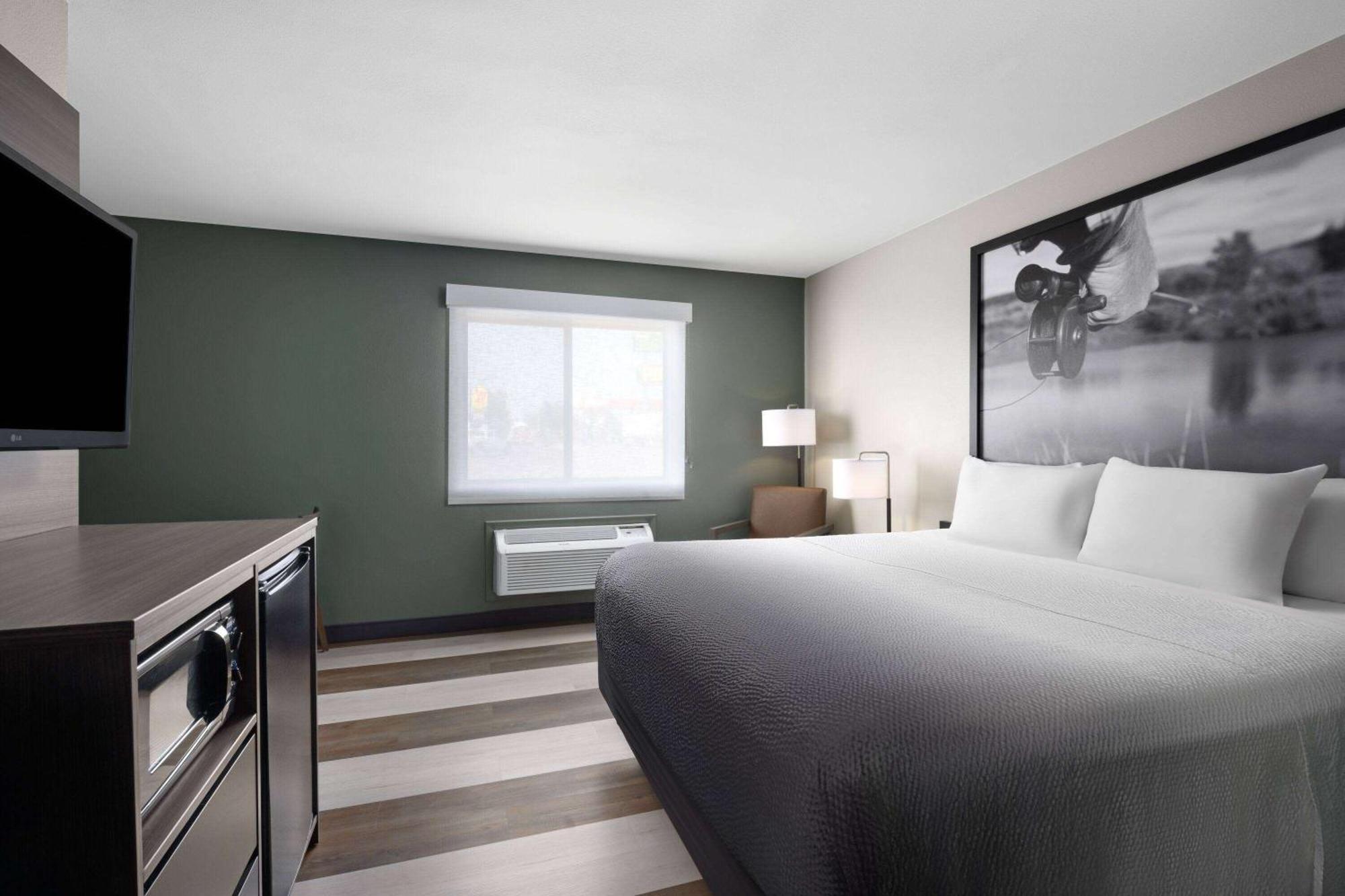 Super 8 By Wyndham Columbus Hotell Exteriör bild